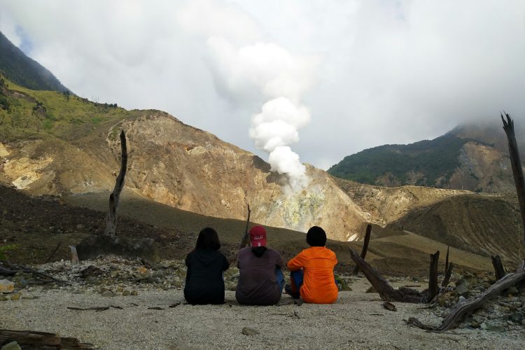 Exploring  Volcanoes : Mt.Papandayan – Mt.Cikuray,Garut, Indonesia 6 Days 5 Nights
