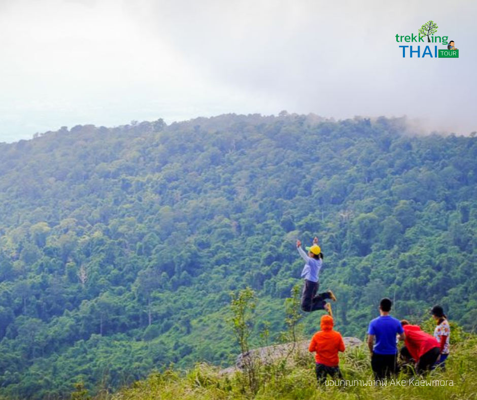 เดินป่า เทรคกิ้งไทย trekkingthai เดินป่าหน้าหนาว ทริปเดินป่า 2564 ทริปเดินป่า เดินป่าหน้าหนาว ทัวร์เดินป่า เขาหลวงสุโขทัย